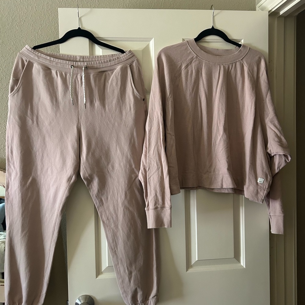 Vuori Cozy Mauve Lounge Set
